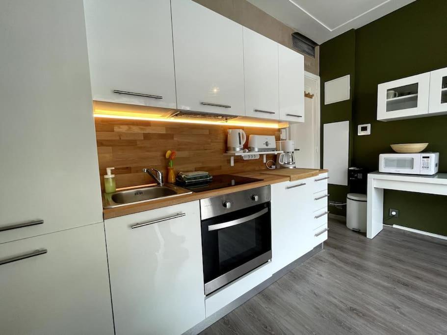 La Room: Seaside Apartment + Terrace + Parking Menton Ngoại thất bức ảnh
